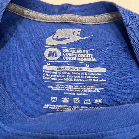 Nike Vintage Tee. Size:  Medium - Picture 3 of 3